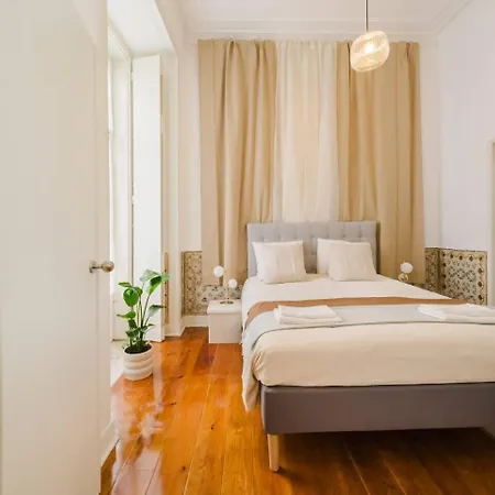 Appartamento Luxury 5Br Apt Central Lisbon, Castle Views Wac Lisbona