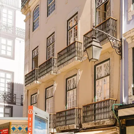 Luxury 5Br Apt Central Lisbon, Castle Views Wac *