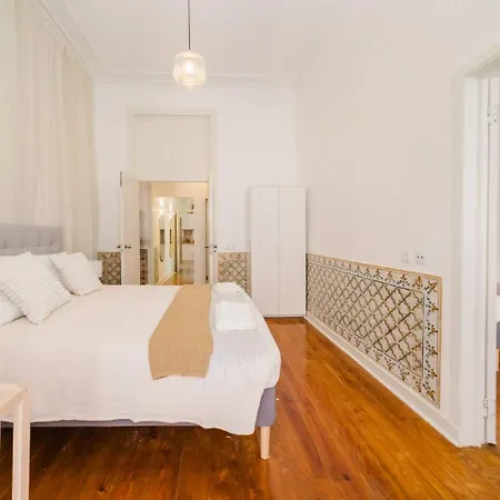 Luxury 5Br Apt Central Lisbon, Castle Views Wac * Lisbona