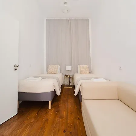 Luxury 5Br Apt Central Lisbon, Castle Views Wac Appartamento Lisbona