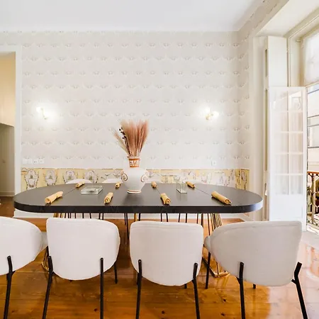 Appartamento Luxury 5Br Apt Central Lisbon, Castle Views Wac *