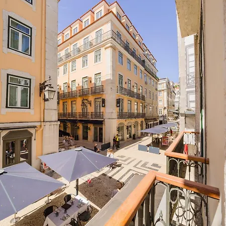 Luxury 5Br Apt Central Lisbon, Castle Views Wac