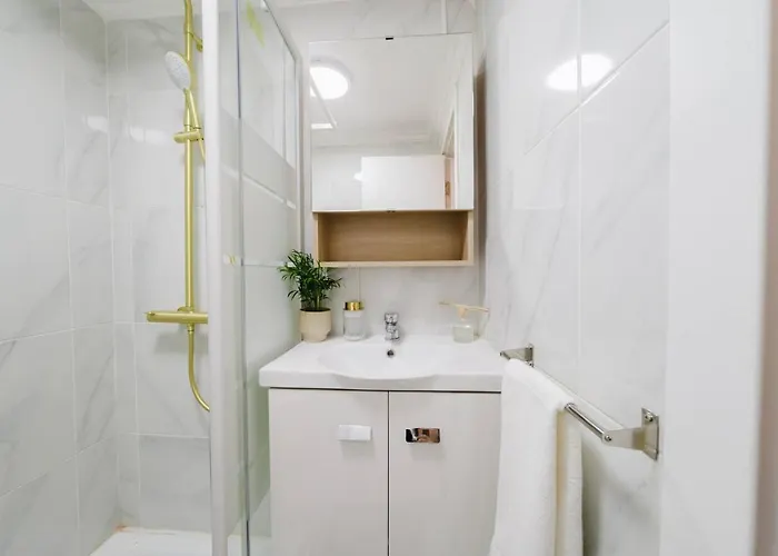 شقة Luxury 5br Castle Views In Heartoflisbon Lisboa