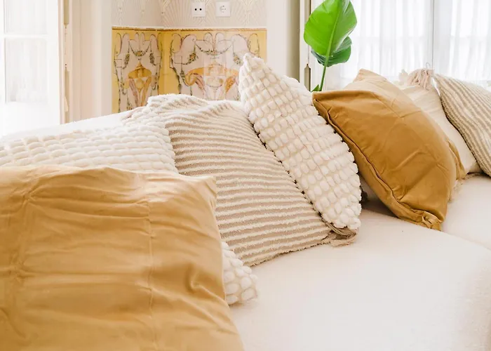 Luxury 5br Castle Views In Heartoflisbon *