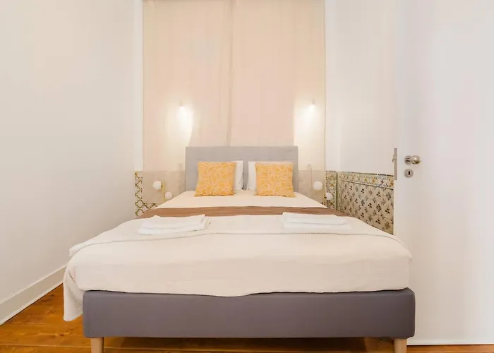 شقة Luxury 5br Castle Views In Heartoflisbon *